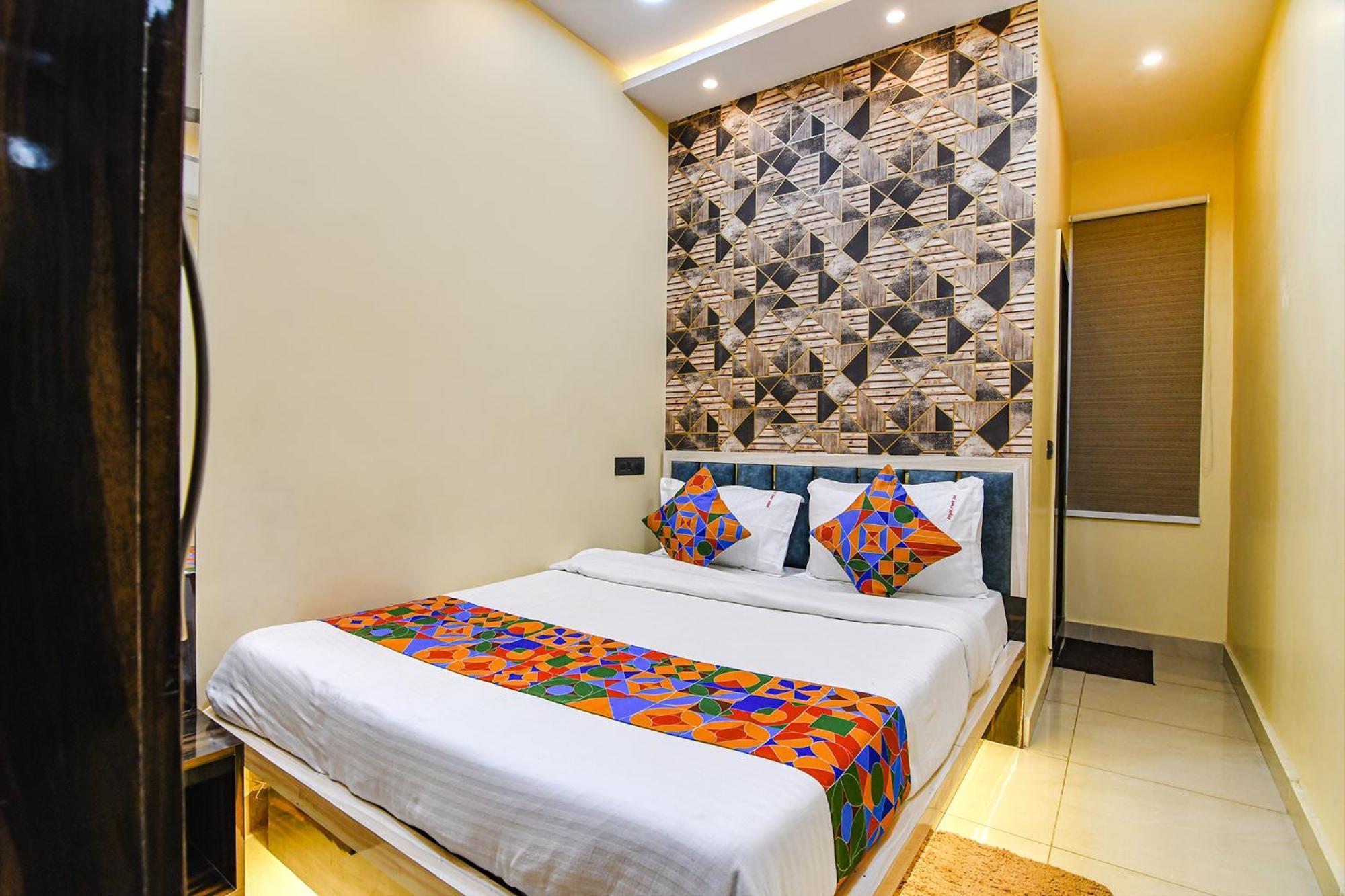 Fabhotel Royal Park Inn - Nr Eden Garden Stadium Calcutta Eksteriør billede